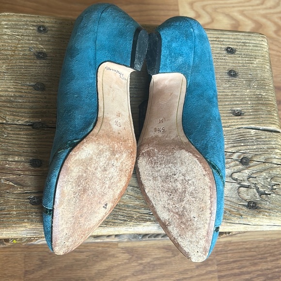 Vintage Nordstrom Made in Italy Blue Suede Pumps with Geometric Design Women 5.5 - Picture 7 of 10